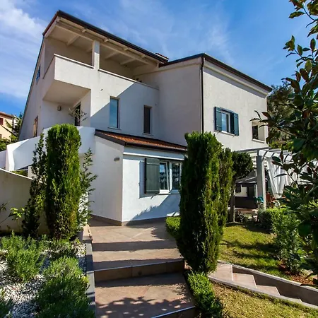 아파트 Pure Relax By The Forest 빈쿠란