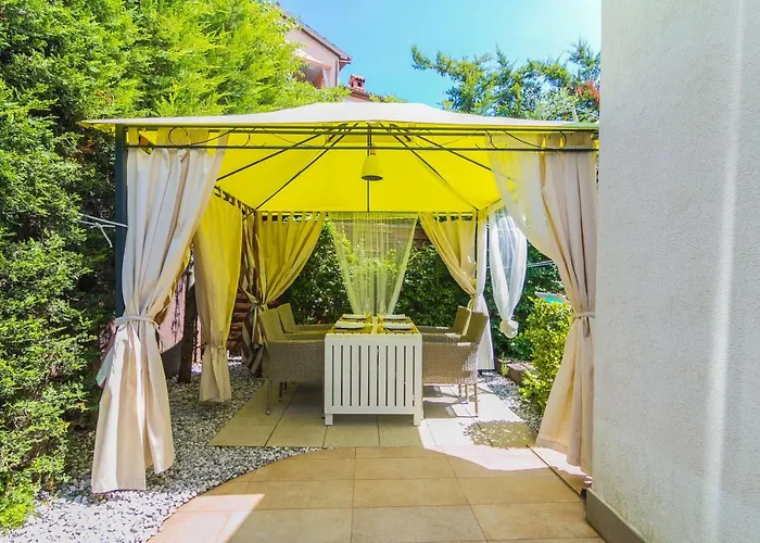 Pure Relax By The Forest 빈쿠란