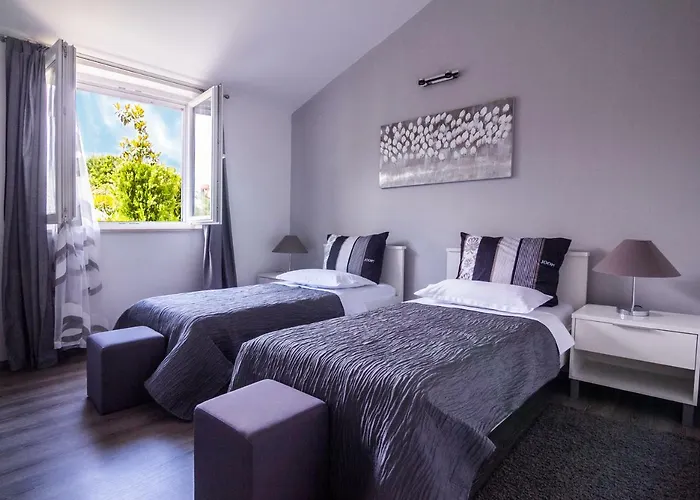 Pure Relax By The Forest 아파트 빈쿠란